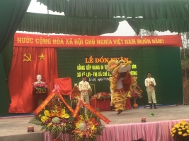 Lễ đón bằng công nhận nghè Dím là di tích lịch sử văn hóa cấp tỉnh.