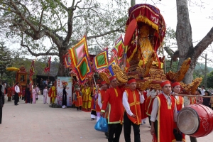 Lễ Rước Thánh khu di tích đền Cao