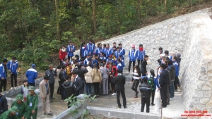 Kỳ lạ giếng trên đỉnh núi không cạn nước