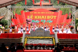 Tưng bừng lễ khai bút đầu xuân năm 2019