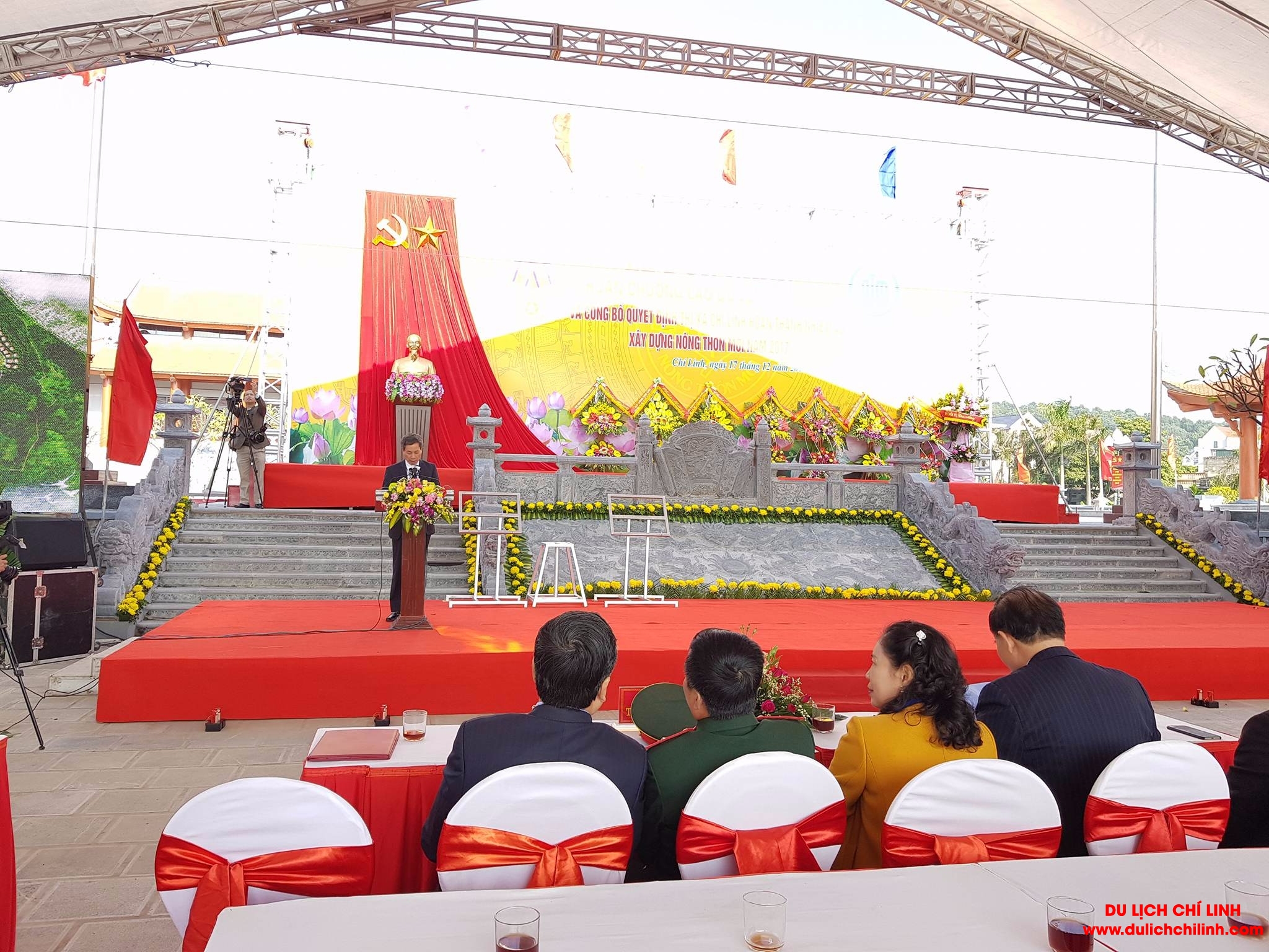 25508602 843900955814791 930542715 o