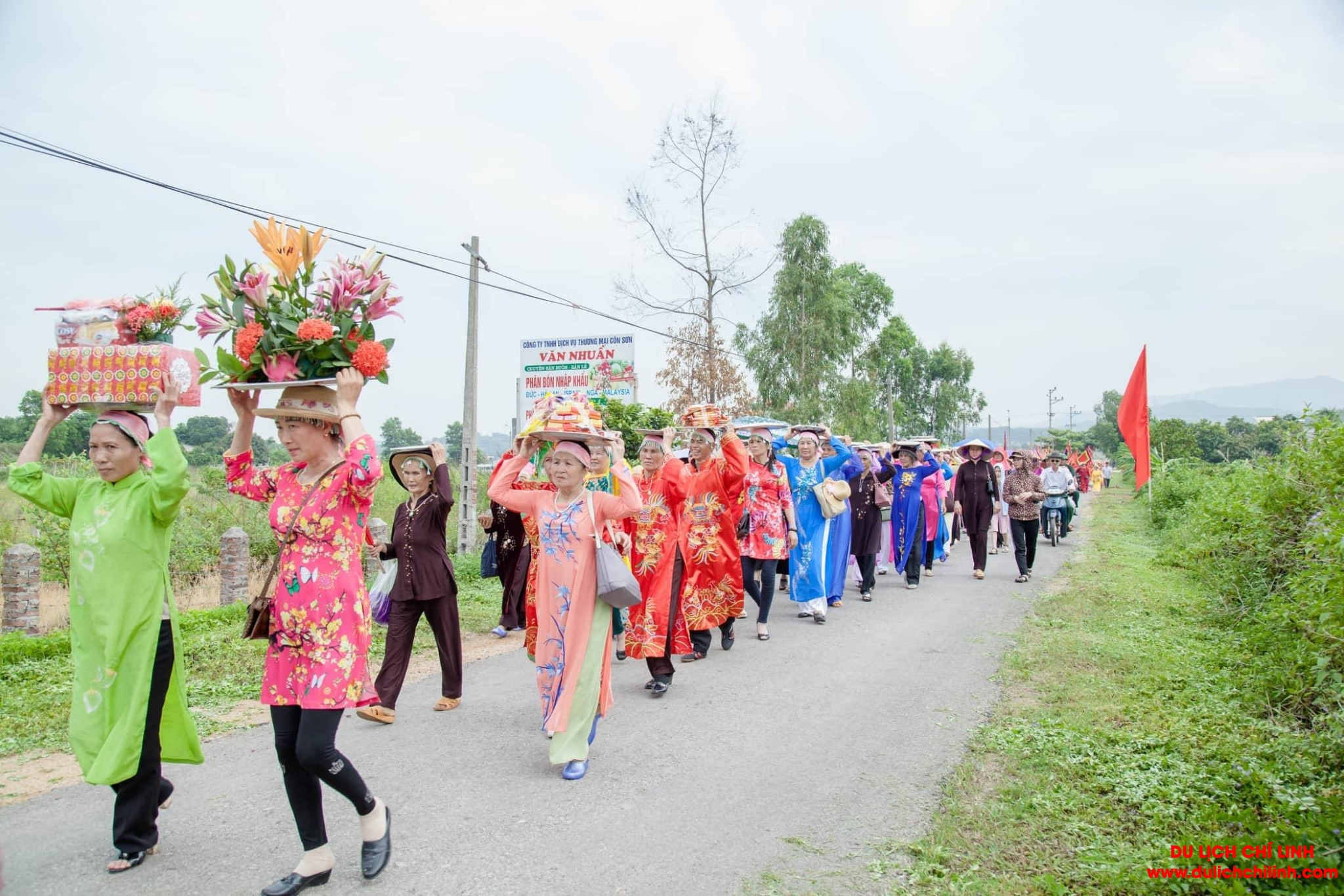 35832925 1900278860028605 435309946360299520 n